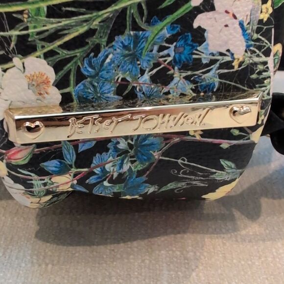 Betsy Johnson Black Floral Dog Mini Kitsch Backpack - Picture 5 of 12
